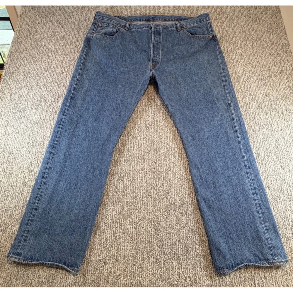 Levi's 501‎ Original Fit Jeans Mens 44x30 Blue Medium Wash Straight Leg Denim